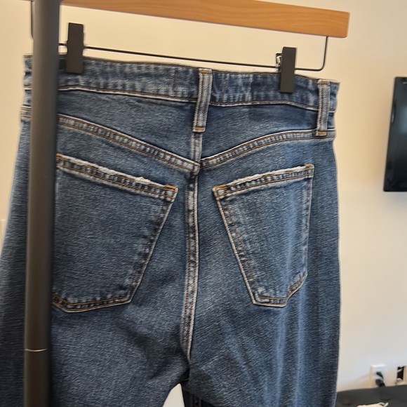 Abercrombie and Fitch high rise mom jeans - Picture 7 of 8